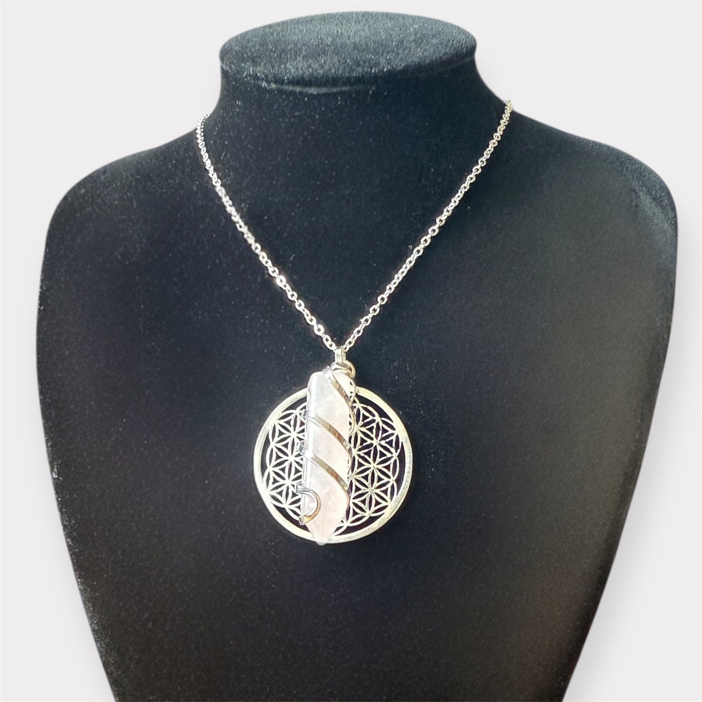 Collier Quartz Rose & Fleur de Vie