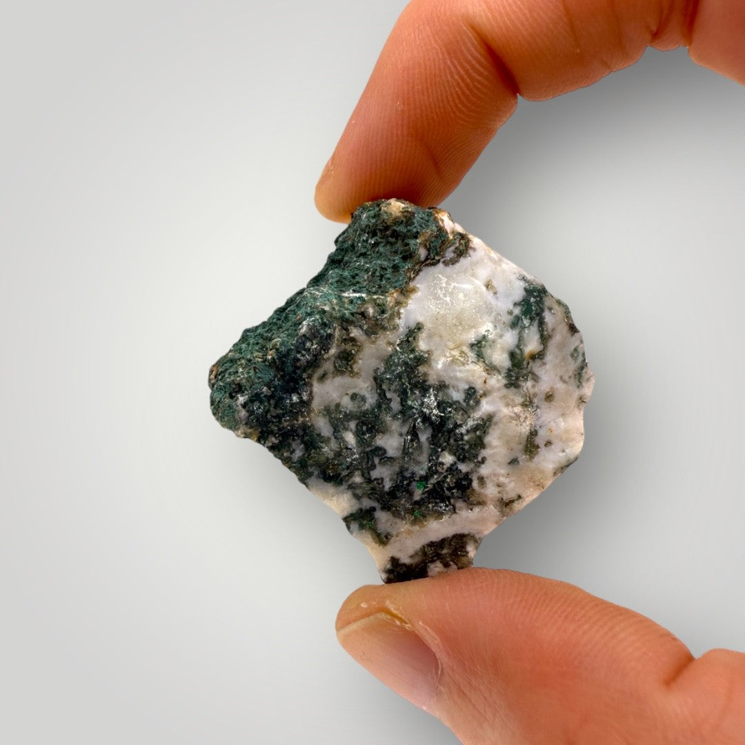 Pierre brute agate mousse