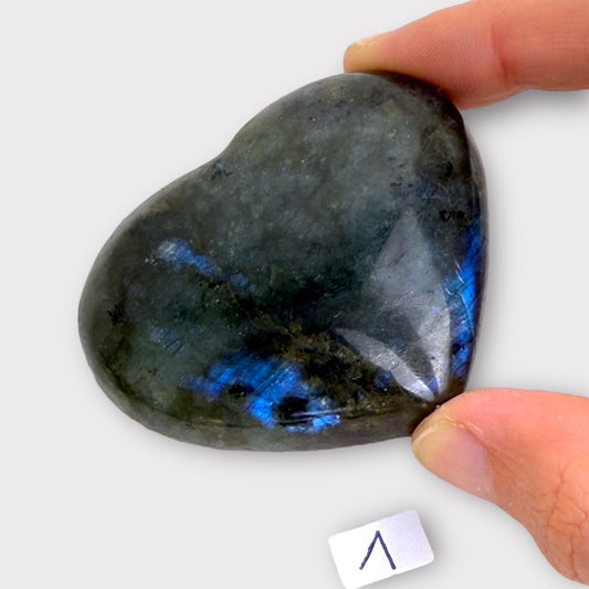 Galet coeur labradorite
