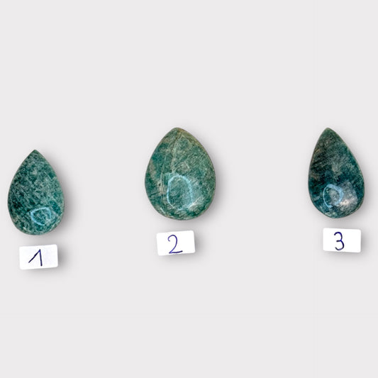 Cabochon amazonite