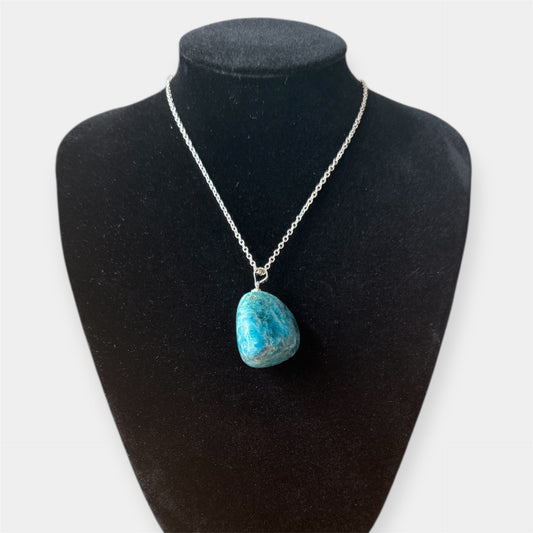 Pendentif  pierre roulée Apatite bleue